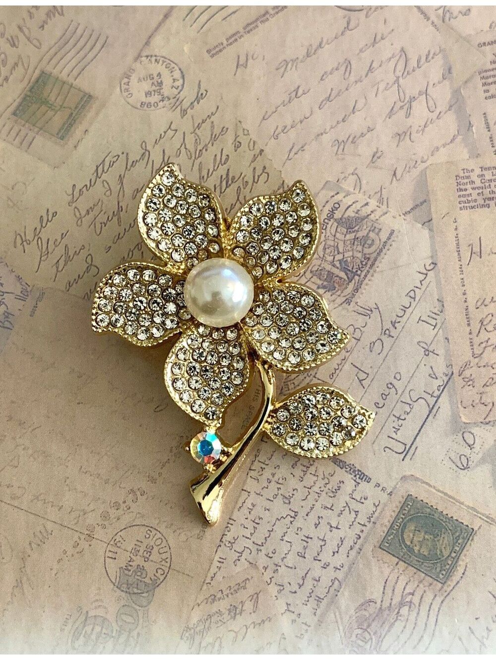 Sparkling Gold Flower Brooch with Pearl and Rhinestones - Elegant Accessory